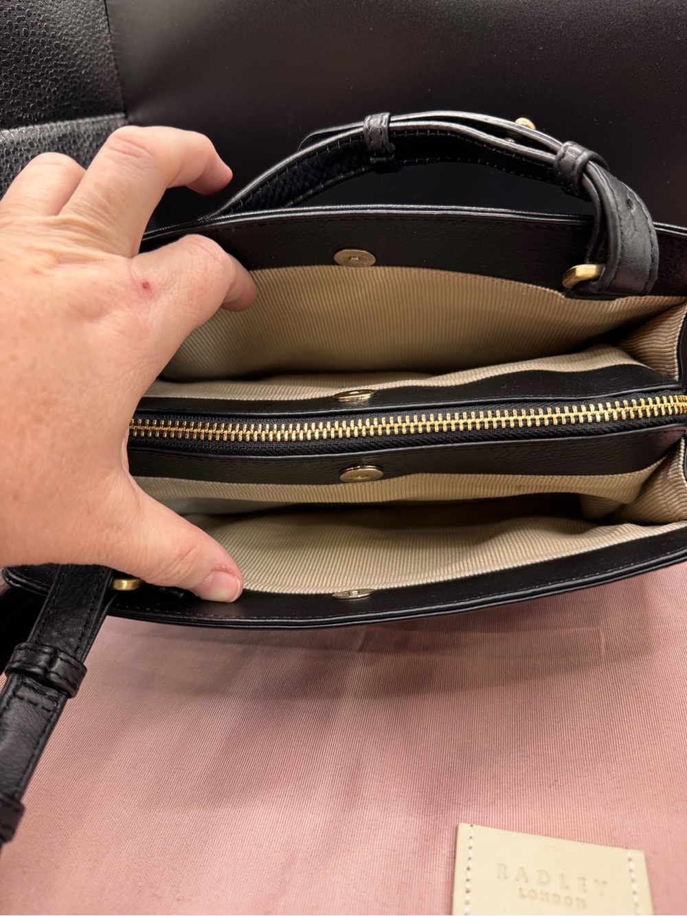 Radley London Liverpool St Crossbody Purse Black - Picture 3 of 7